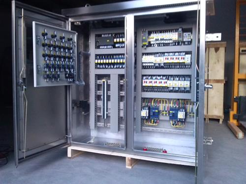 PLC变频控制柜厂家用防爆控制箱实现设备节能